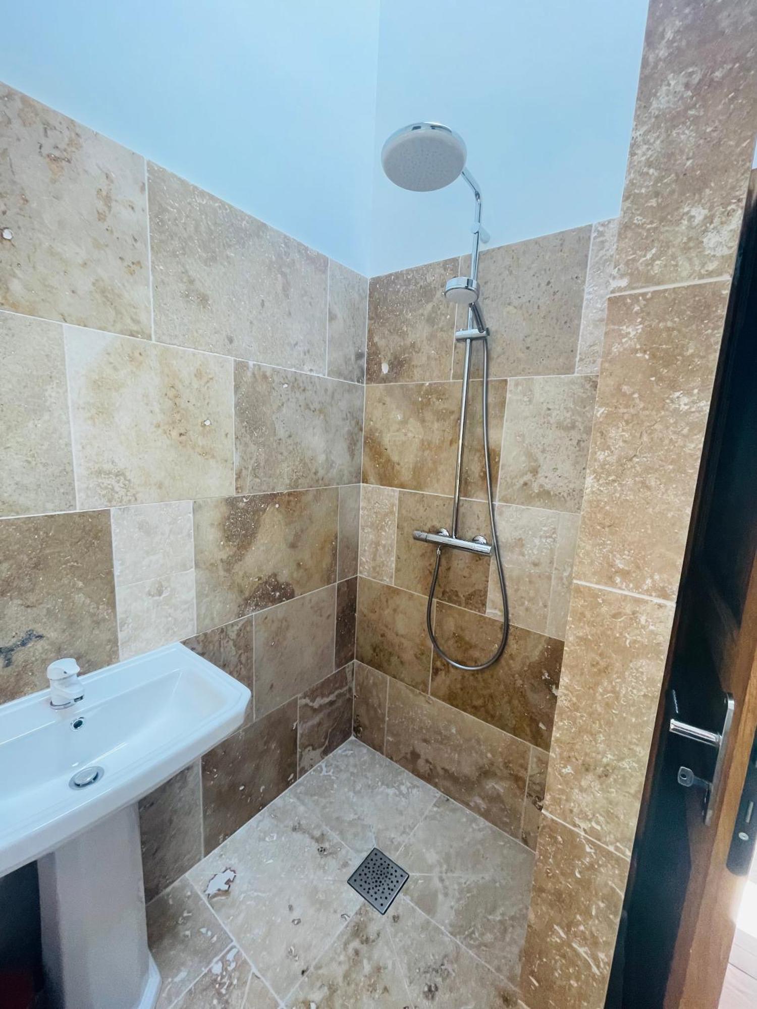 Fantastic Petit Beauval Otel Saint-Sulpice-et-Cameyrac Dış mekan fotoğraf
